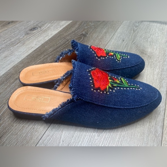 Yoki Women's Willas-71 Mule Dark Denim Rose Embroidered New - Picture 3 of 16